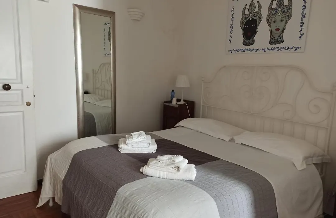 B&B Five Rooms-1
